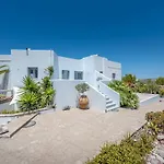 Milos Retreat Fusion * Zefiria