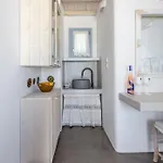 Villa Milos Retreat Fusion