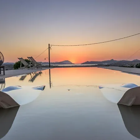 Villa Milos Retreat Fusion *