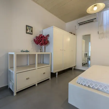 Milos Retreat Fusion Villa Zefiría