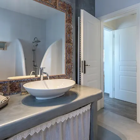 Villa Milos Retreat Fusion