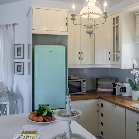 Villa Milos Retreat Fusion