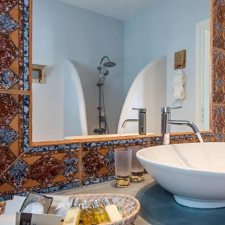 Milos Retreat Fusion