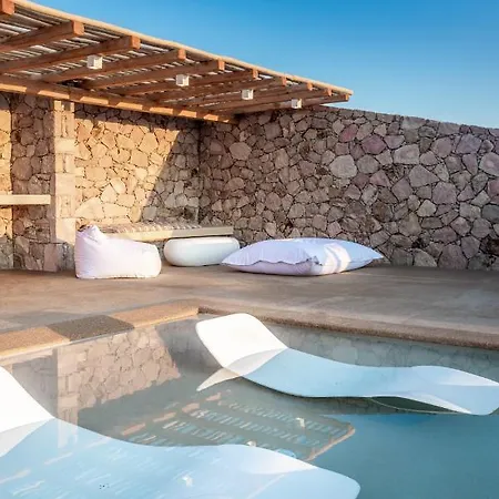 Villa Milos Retreat Fusion