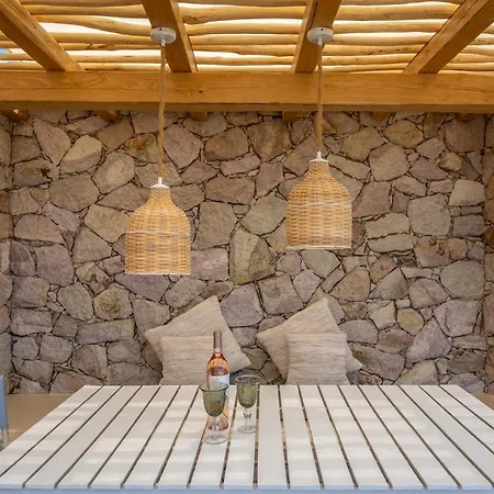 Villa Milos Retreat Fusion