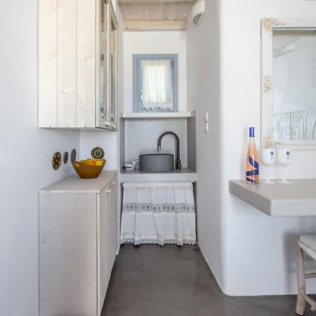 Villa Milos Retreat Fusion